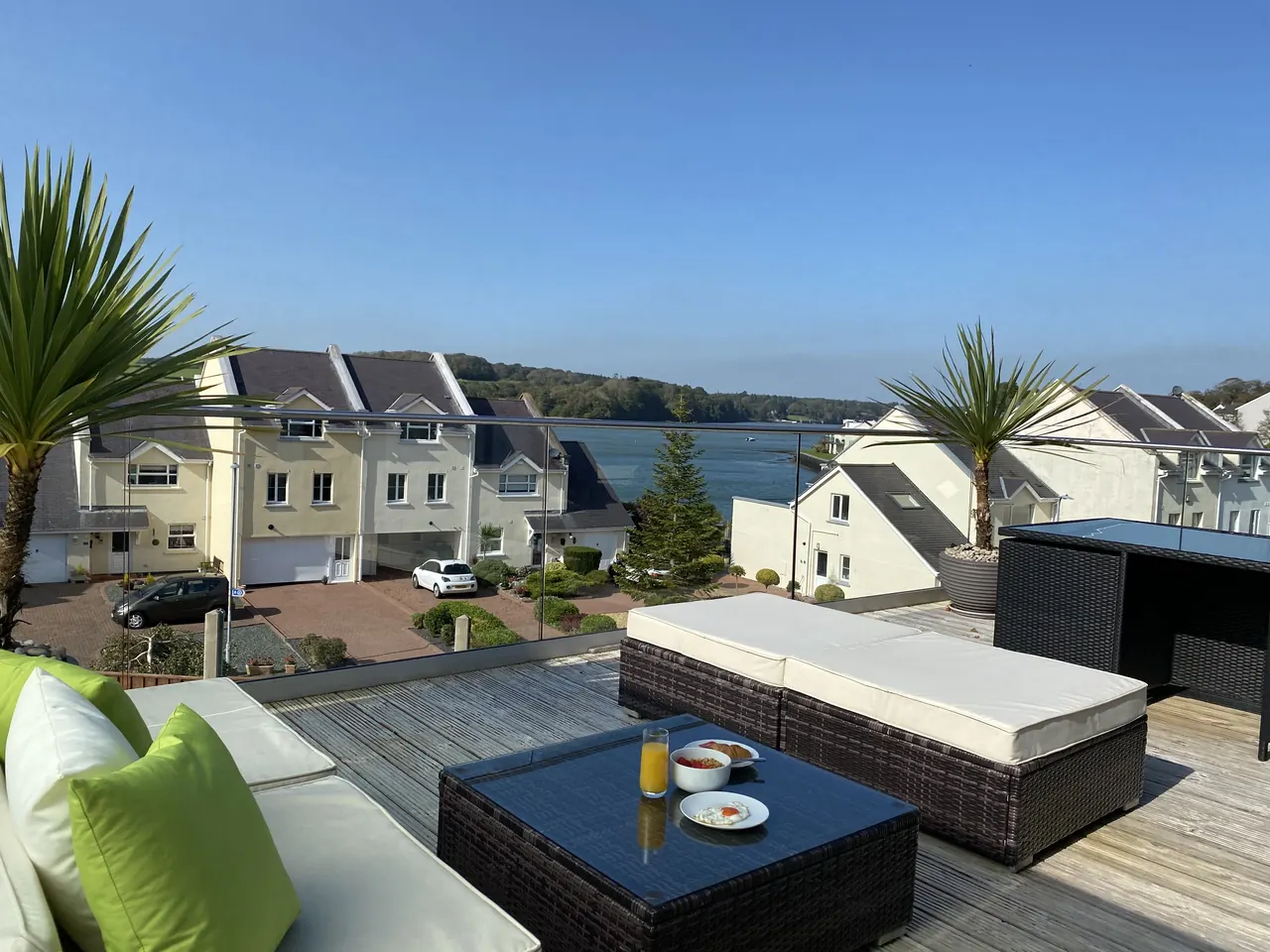 Breakfast on the terrace with views over Y Felinheli and the Menai Strait